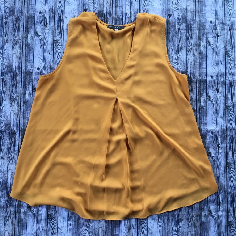 Rose & Olive Sleeveless Blouse